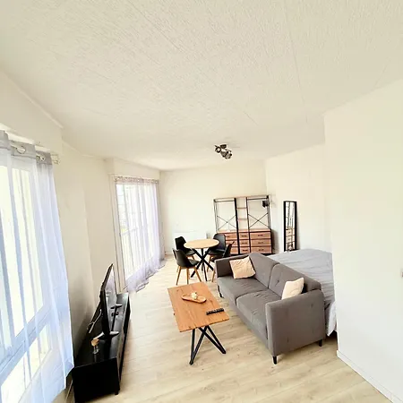 Cosy Renove 3 Min & Marche Arago Apartamento